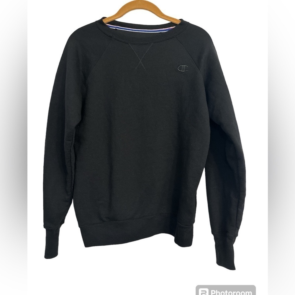 Champion crew neck black medium‎ pull over style